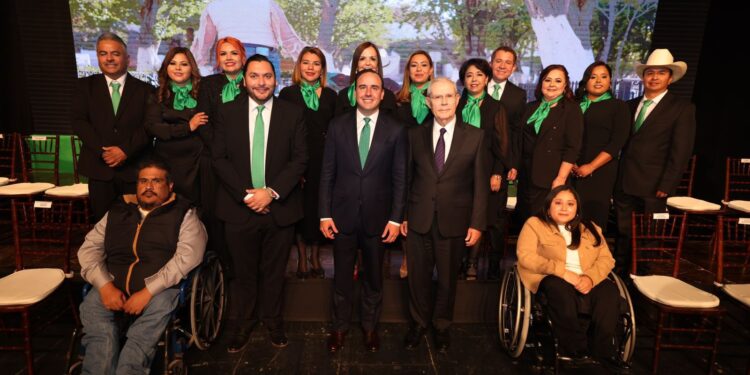 HISTÓRICA TOMA DE PROTESTA EN LA REGIÓN CENTRO-DESIERTO DE COAHUILA