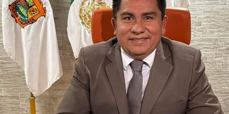 Lorenzo Menera reafirma el compromiso de SIMAS con los ciudadanos