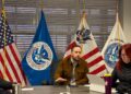 Alcalde y Director de CBP Abordan Estrategias Frente a Posibles Deportaciones Masivas