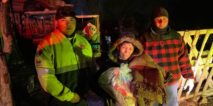 Resguardan a 4 personas en albergue por bajas temperaturas