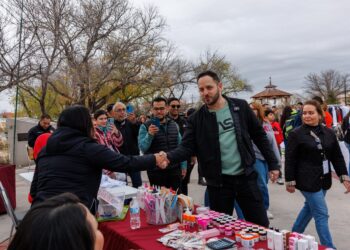 Más de 100 comerciantes participan en la primera edición de “Mi Mercadito”