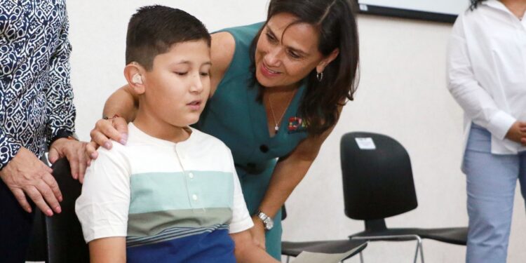 UNEN ESFUERZOS DIF COAHUILA Y FILARMÓNICA DEL DESIERTO POR NIÑAS Y NIÑOS CON DISCAPACIDAD AUDITIVA