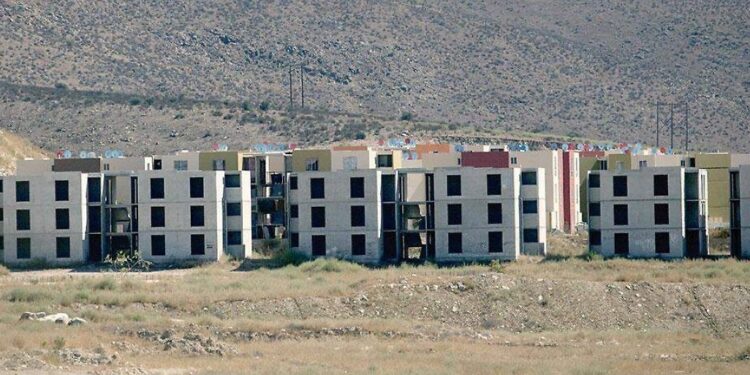 INFONAVIT, HISTORIA DE SAQUEOS