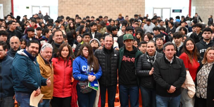 Promocionan la oferta educativa de Acuña y Piedras Negras