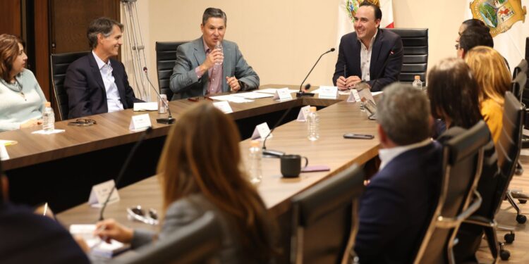 GOBIERNO Y EMPRESARIADO COAHUILENSE IMPULSAN PROYECTOS DE LAS OSC