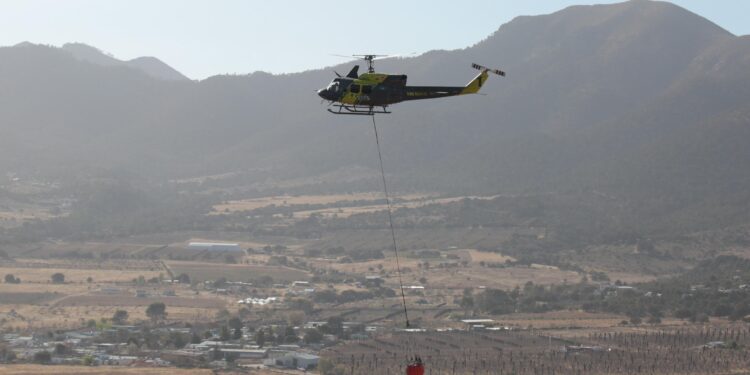 BAJO CONTROL Y EN LIQUIDACIÓN EL INCENDIO EN LA SIERRA DE EL TUNAL EN ARTEAGA