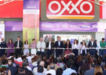 LAS MUJERES COAHUILENSES HACEN GRANDE A NUESTRO ESTADO: MANOLO