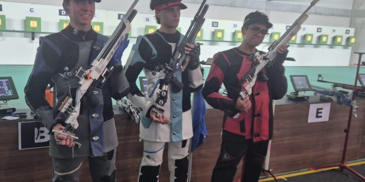 CONQUISTA JOSÉ MANUEL ALVARADO DOS MEDALLAS Y PLAZA PANAMERICANA JUVENIL EN PARAGUAY