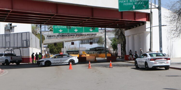 Cierran el Puente Internacional Uno PN- Eagle Pass por la visita del vicepresidente Vance