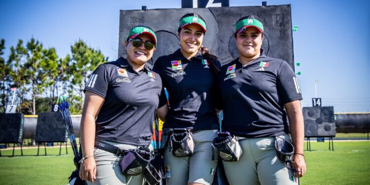 ASEGURA DAFNE QUINTERO MEDALLA POR EQUIPOS EN COPA DEL MUNDO