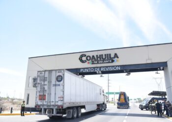 La Policía Estatal de Coahuila refuerza los filtros y patrullajes en brechas y carreteras en toda la entidad, en una coordinación con los diferentes órdenes de gobierno en materia de seguridad