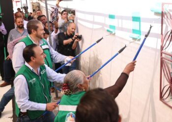 SEGUIMOS DETONANDO PROGRAMAS EN LOS MUNICIPIOS DE COAHUILA: MANOLO