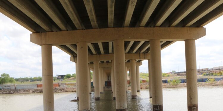 Protección Civil recomienda evitar nadar en el Río Bravo debido al aumento de su caudal