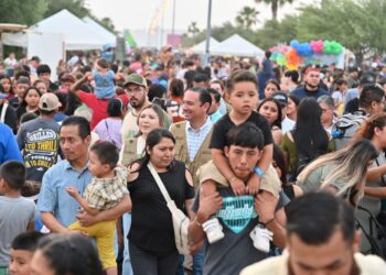 Cientos de familias acuñenses disfrutaron de DIFZania