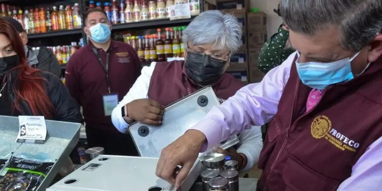 Profeco asesora a consumidores dentro de su programa “Cuaresma y Semana Santa”