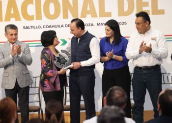 NUESTRA PAZ LABORAL ES UN PILAR FUNDAMENTAL PARA EL DESARROLLO DE COAHUILA: MANOLO