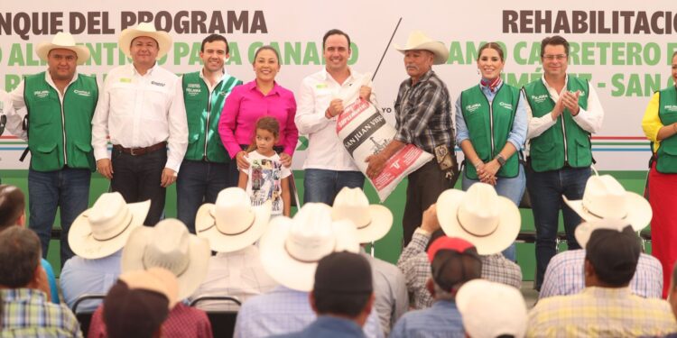 ARRANCA MANOLO PROGRAMA DE SUPLEMENTO ALIMENTARIO PARA PRODUCTORES DE COAHUILA