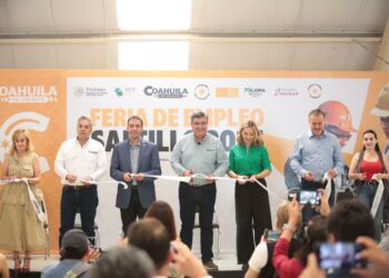 MÁS DE MIL 100 OFERTAS DE TRABAJO EN LA FERIA DE EMPLEO