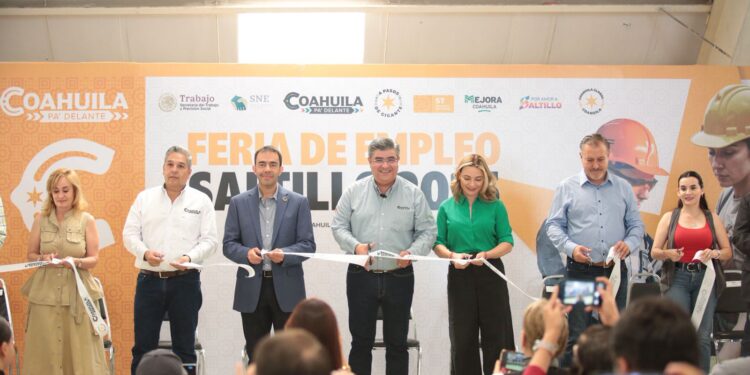MÁS DE MIL 100 OFERTAS DE TRABAJO EN LA FERIA DE EMPLEO