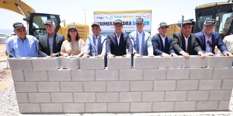 CON 1000 MDP, Y MAS DE 500 EMPLEOS PONEN PRIMERA PIEDRA DE BÜHLER EN LA LAGUNA