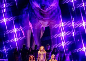 SHAKIRA SE CONSOLIDA COMO LA ARTISTA MÁS TAQUILLERA: BILLBOARD