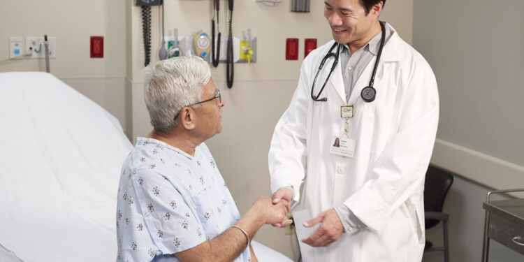 Besarle el dedo gordo del pie