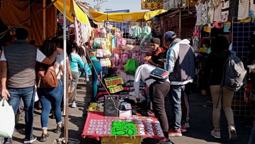 economia-informal-supero-los-6-billones-de-pesos-en-el-segundo-trimestre-del-2024-segun-el-inegi - 1