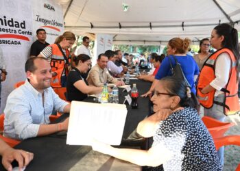 Acceden a todos los trámites municipales habitantes de Mexicanidad