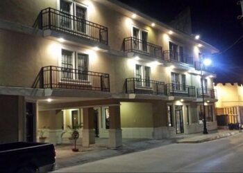 Aranceles golpean la industria hotelera en Acuña