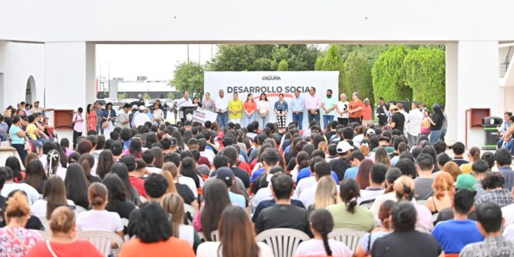 Refrenda Gobierno de Acuña su compromiso con la Educación