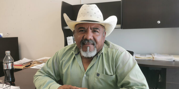 Urge la limpieza de canales de riego en el Distrito 06 Palestina