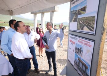 EN TIEMPO Y FORMA LAS GRANDES OBRAS DE INFRAESTRUCTURA EN COAHUILA: MANOLO