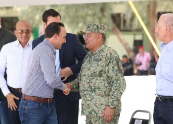 SEGUIMOS INVIRTIENDO EN INFRAESTRUCTURA MILITAR: MANOLO