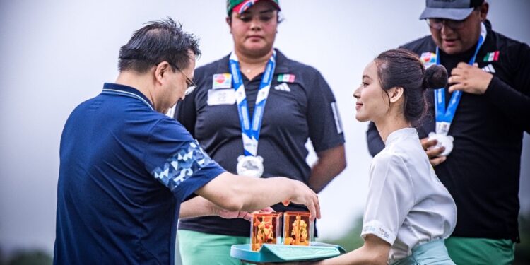 CONQUISTA SEBASTIÁN GARCÍA MEDALLA DE PLATA EN LOS JUEGOS MUNDIALES, EN CHINA