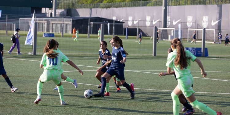 “EL SUEÑO BIMBO” LLEVA A 50 NIÑAS DE 23 PAÍSES AL CORAZÓN DEL BARÇA PARA CUMPLIR SU SUEÑO DE JUGAR FÚTBOL