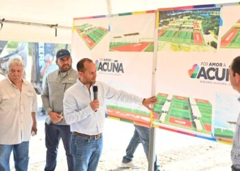 En Acuña construyen canchas de Flag Futbol