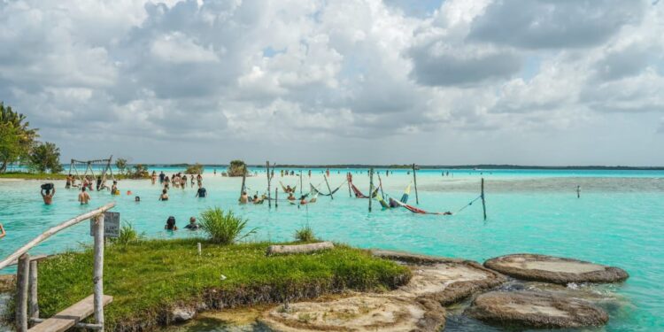 Bacalar se promociona en la frontera norte de Coahuila y sur de Texas