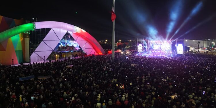 ¡Viva Acuña la Rebelde!: Emilio de Hoyos
