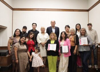 COAHUILA PREMIA LA CREATIVIDAD Y EL TALENTO CON “FOTOGRAMAS DEL DESIERTO” Y “UN VIAJE A LA LUNA”