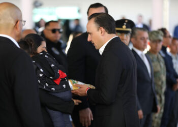 POLICÍAS COMO MIGUEL ÁNGEL SON HÉROES EN COAHUILA: MANOLO