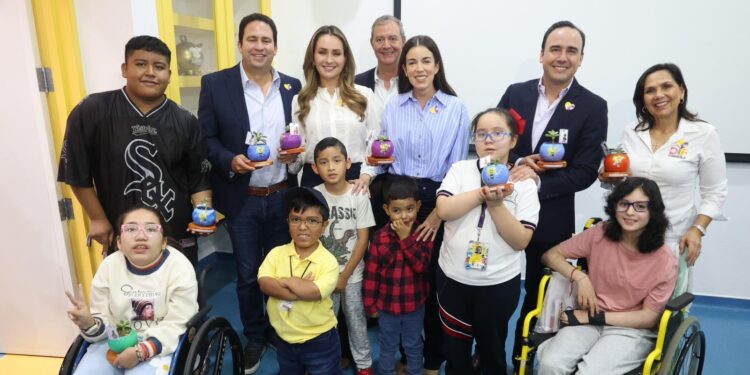 INSTALA MANOLO JIMÉNEZ EL CONSEJO LOCAL BENEFACTOR DEL CRIT COAHUILA