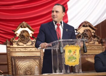 ENTREGA GOBERNADOR INFORME AL CONGRESO