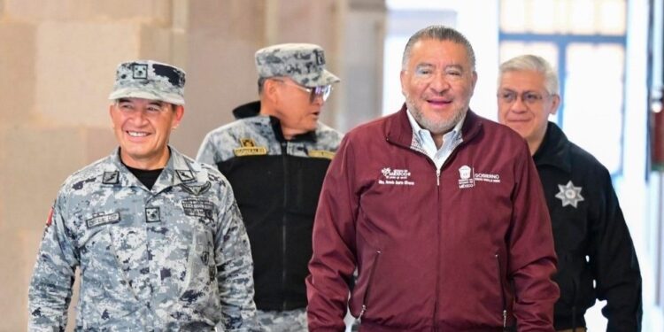 PACTA ALCALDESA DE MORENA CON PRI Y PAN CEDERLES EL CONTROL POLÍTICO DE TECÁMAC