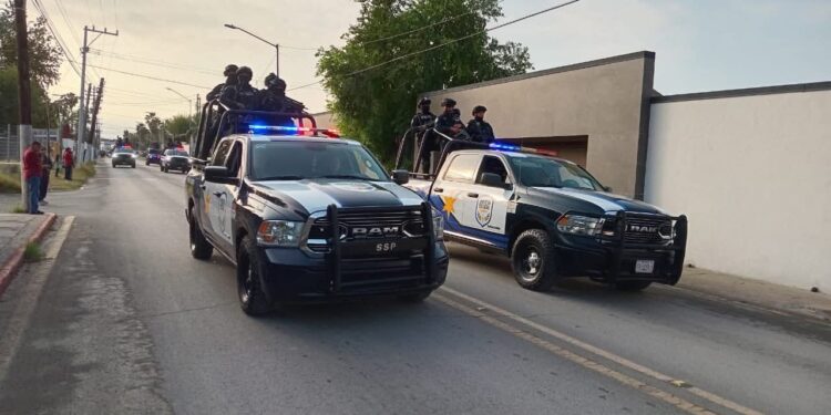 Policía Civil de Coahuila resguarda desfile revolucionario en Piedras Negras con operativo especial