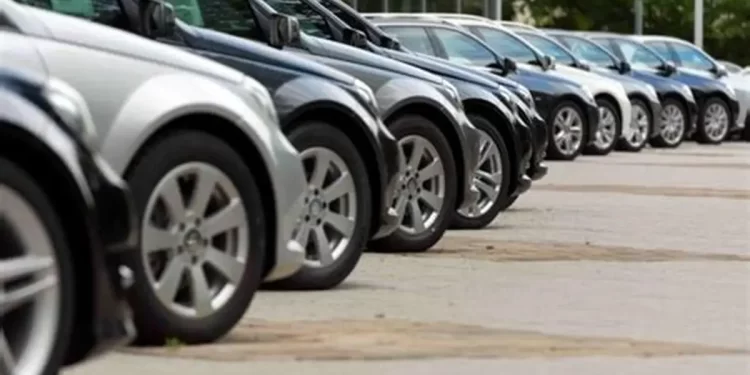 Ventas de autos nuevos caen en EE.UU. y a nivel global