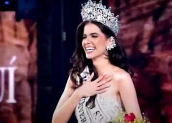 Fátima Bosch, representante de México, gana Miss Universo 2025