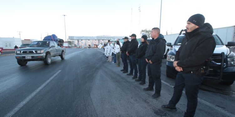 COAHUILA DA LA BIENVENIDA A MILES DE PAISANOS CON UN OPERATIVO ESPECIAL DE SEGURIDAD Y ACOMPAÑAMIENTO
