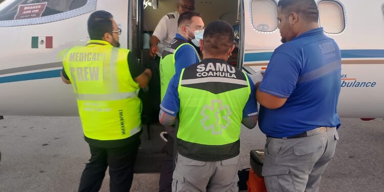 TRASLADAN A MENOR DE EDAD A GALVESTON PARA ATENCIÓN OPORTUNA