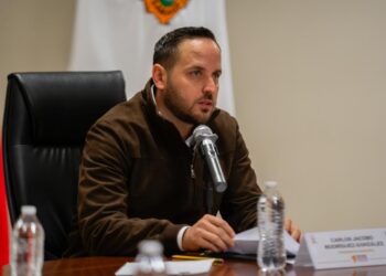 El alcalde Jacobo Rodríguez rinde su Primer Informe de Gobierno en sesión solemne de cabildo