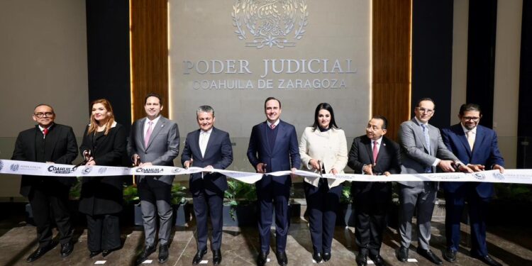 COAHUILA ES UN ESTADO DE INSTITUCIONES FUERTES Y ECHADAS PA´DELANTE: MANOLO